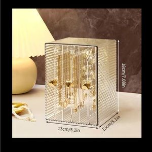Clear Jewelry Organizer